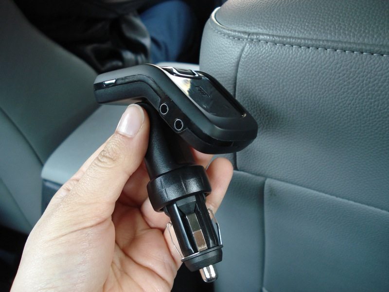 Illustration for article titled Venturi Mini Car Bluetooth Hub Brings It All Together